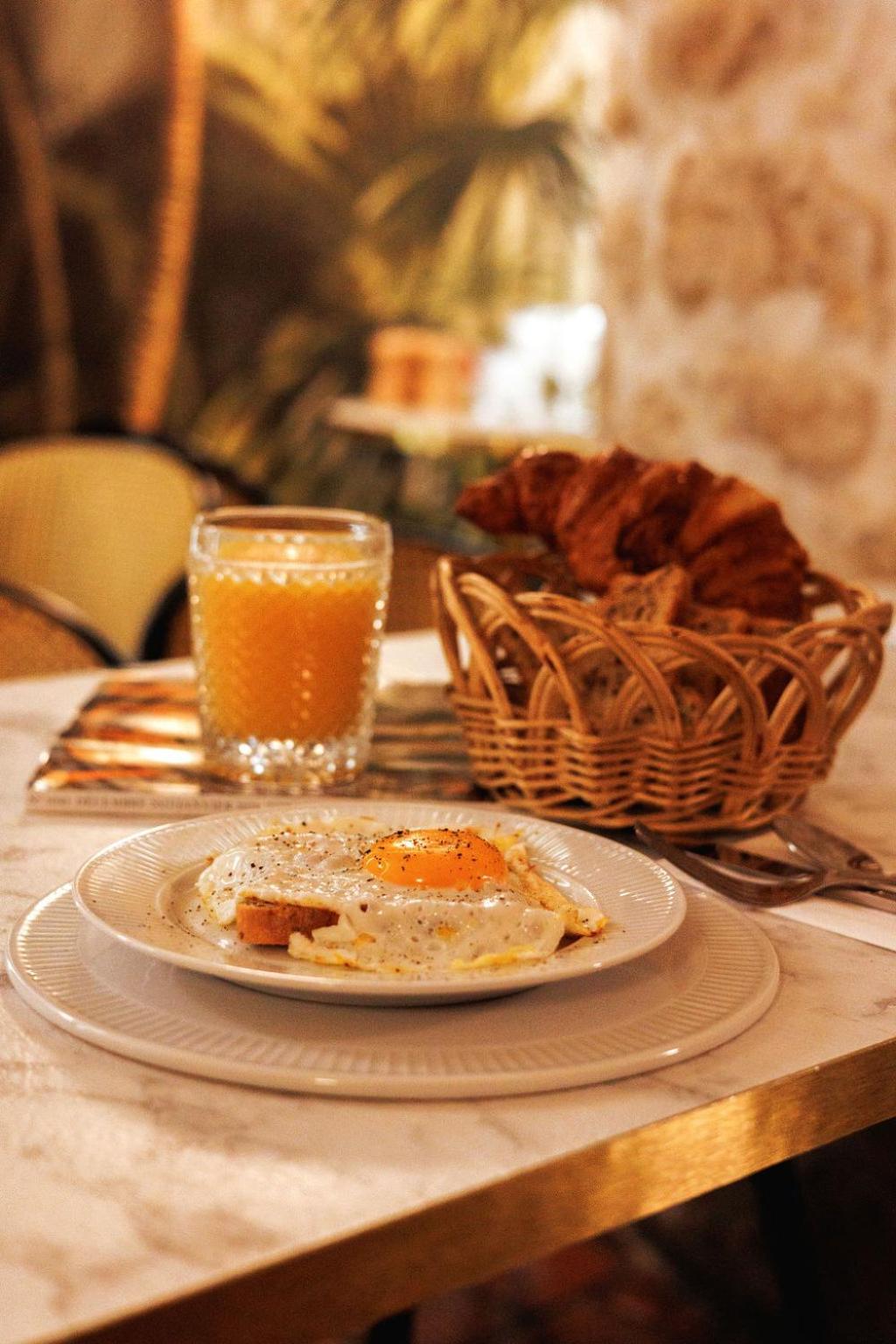 Hotel De Fleurie - Saint-Germain-Des-Pres Paris Eksteriør bilde